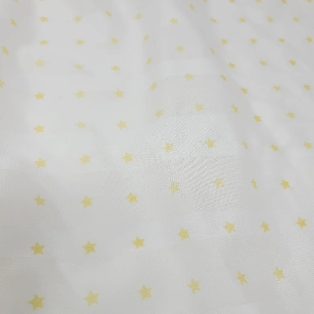 Avon | Vintage White Square Christmas Teddy Themed Scarf/Handkerchief (One Size)